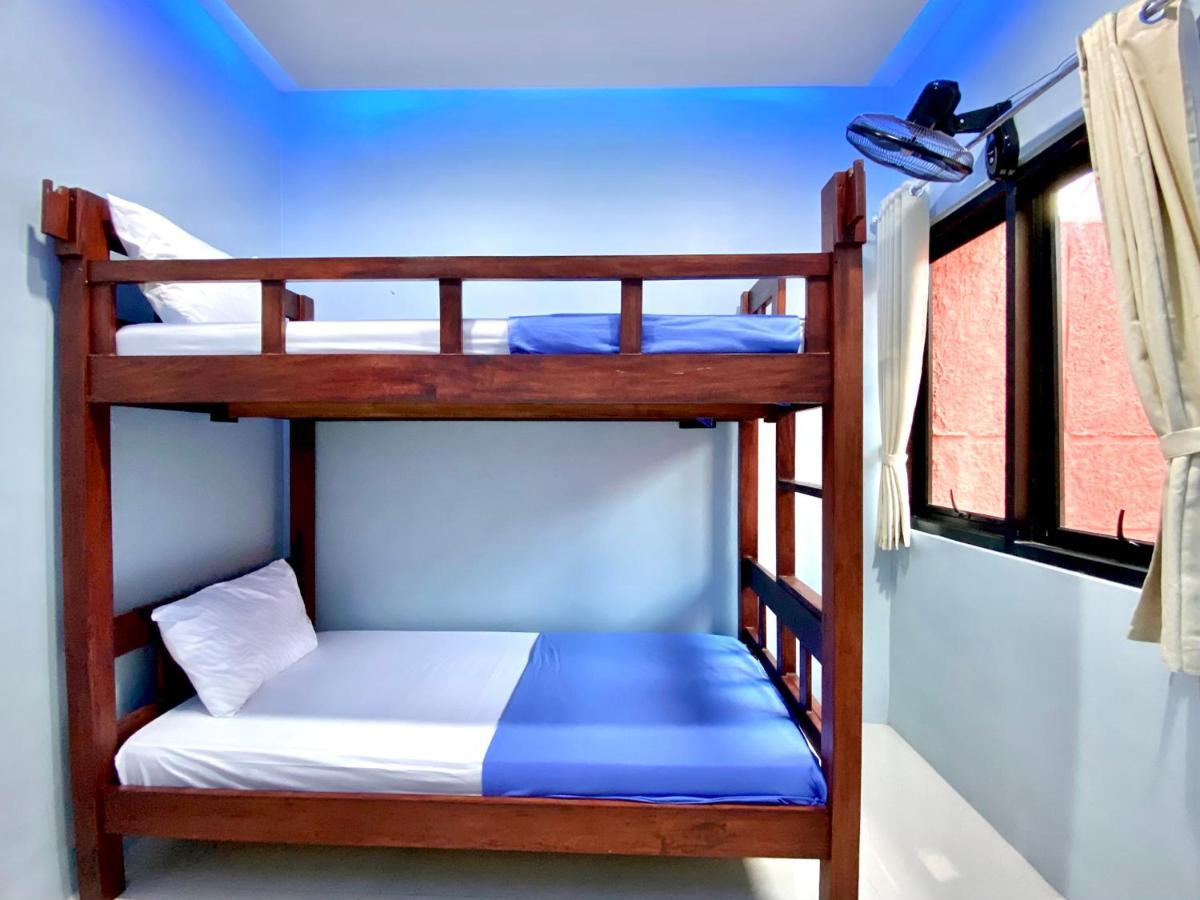 Good Feeling Ketapang Harbour Albergue Exterior foto